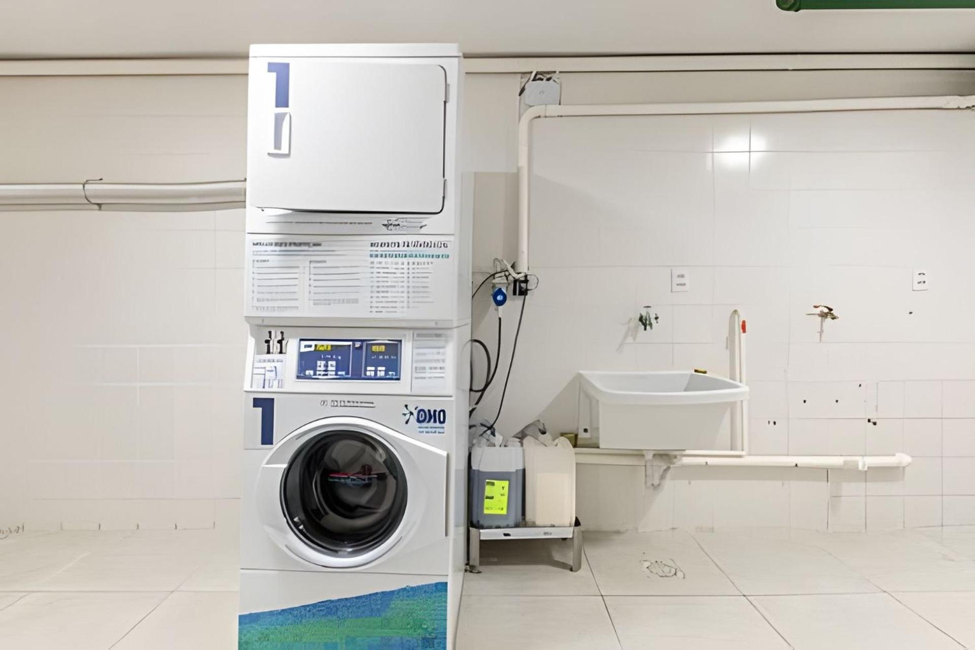 Flat Confortavel Com Cozinha, E Piscina Osasco